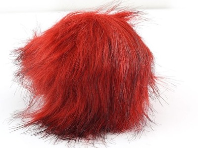 Pompon futrzany z długim włosem czerwień podpalany