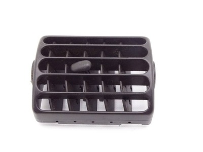 Land rover discovery ii 98-04 решётка обдув середина правая фото №1