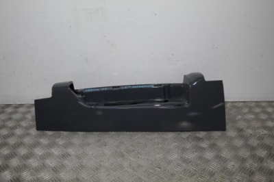 Уголок левый задняя лампы trafic iv 4 iii 3 lift фото №1