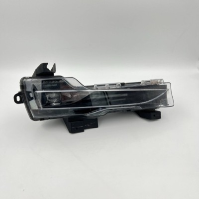 Tesla model 3 протитуманна фара led правий перед 107739600d фото №1