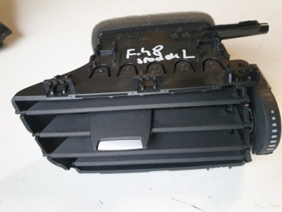 Решітка обдув повітря з панелі bmw x1 f48 фото №1