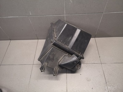 Корпус фільтра повітря a8 d2 2.5 tdi 059133837j фото №1