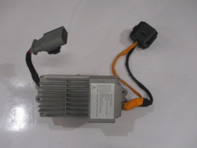 Peugeot 308 2015 инвертор / преобразователь напряжения фото №1