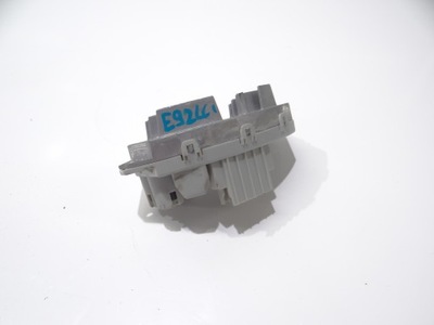 Резистор резистор вентилятор bmw e92 lci оригінальний номер фото №1