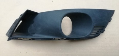 Решітка протитуманної фари права renault megane iv 261a28562r фото №1