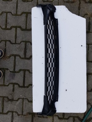 Bmw x3 g01 решётка средняя бампера перед 8096459 фото №1