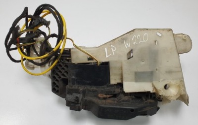 Замок дверь перед левый mercedes w220 2002r. фото №1