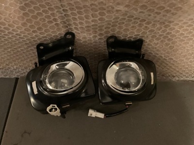 Subaru legacy противотуманная фара правый левый фото №1