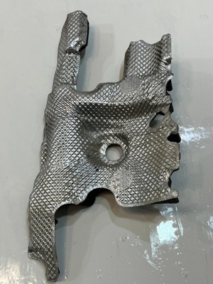 Захист теплова двигуна audi a4 b9 04l103954ap фото №1