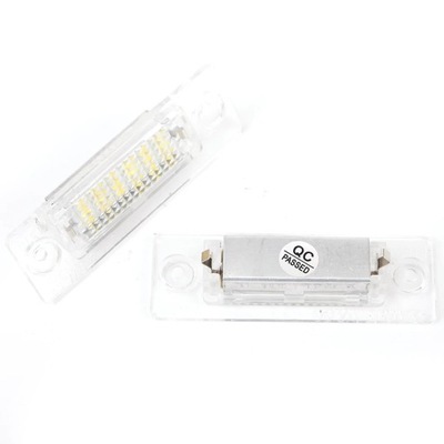 1 PORA 18SMD APŠVIETIMAS LED : REGISTRACIJOS 6000K BALTAS 2005-2009 ~10864 