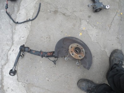 Поворотный кулак правая mercedes w164 6.3 amg фото №1