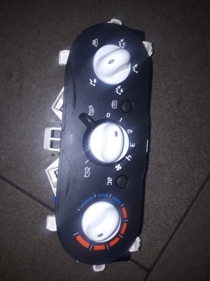 PANEL NAWIEWU KLIMATYZACJI RENAULT TWINGO II