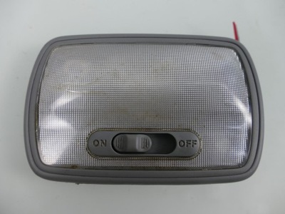 Isuzu grafter n35 лампа кабіни освітлення n75 фото №1