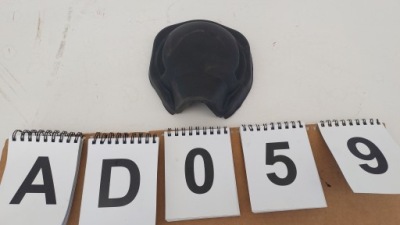 Mercedes w212 w218 накладка підвіска нове фото №1