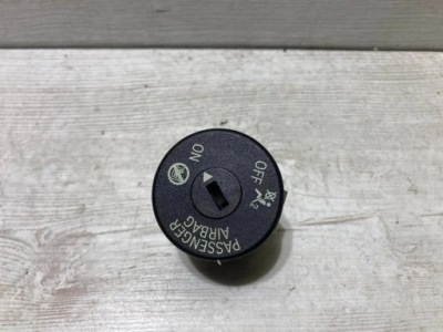 Bmw 1 f20 f21 2017 переключатель подушка безопасности фото №1