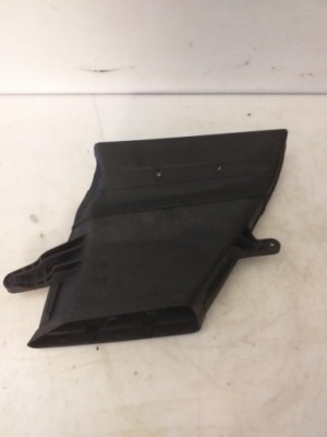 Впуск воздуха audi a4 b8 8k0129618a фото №1