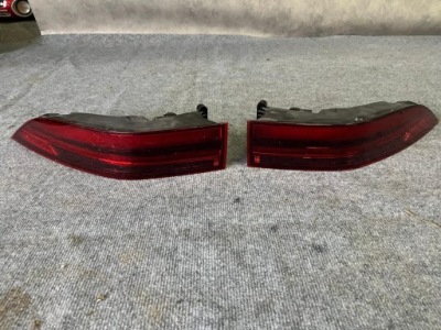 Лампа задня led jaguar e-pace j9c3-13404-dc фото №1