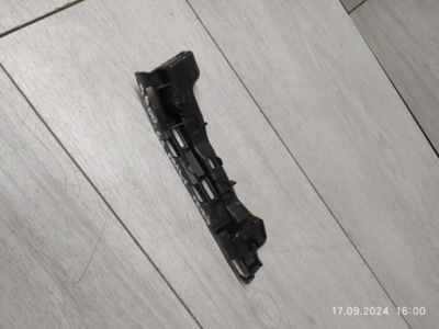 9800. citroen c1 направляющая бампер правый перед 52535-0h060 фото №1