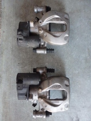 Супорт лівий правий задня mercedes sprinter w910 2019- фото №1