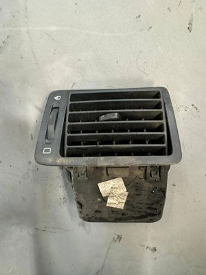 Решітка обдув права citroen jumpy 9634498977 фото №1