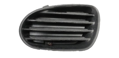 Mitsubishi carisma решітка заглушка протитуманної фари ліва фото №1