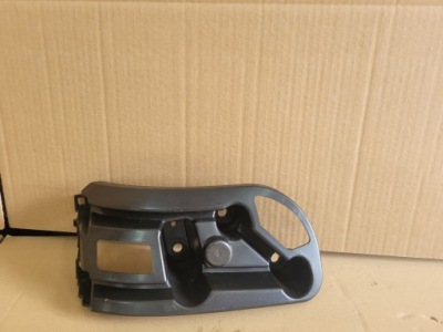 Peugeot 2008 ii 2022 направляющая бампера правый левый задняя фото №1