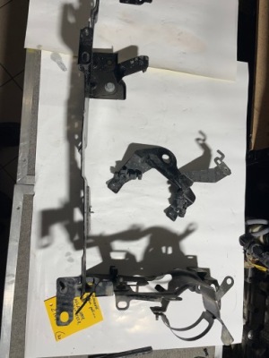 Кронштейн кронштейн фільтра trafic iii vivaro b фото №1