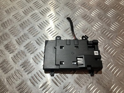 Зарядное устройство индукционная mercedes eqb x243 фото №1