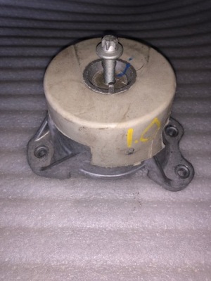 Mercedes подушка двигателя a2132405300 фото №1