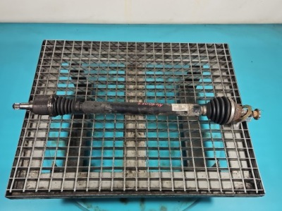 Приводной вал перед правая skoda fabia 3 1.0 mpi механическая коробка передач фото №1