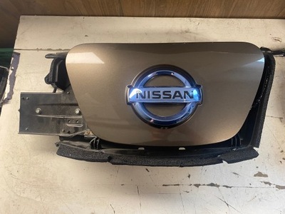Nissan leaf i крышка багажника порт зарядки камера фото №1