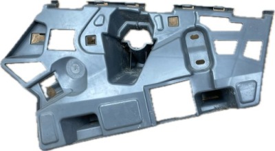 Skoda scala 2019 - направляющая кронштейн распылителя левая перед 657807055 фото №1