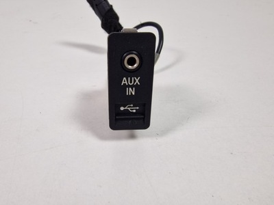 BMW E60 E61 E87 E90 E91 МИНИ R56 PORT ГНЕЗДО USB AUX 9129651