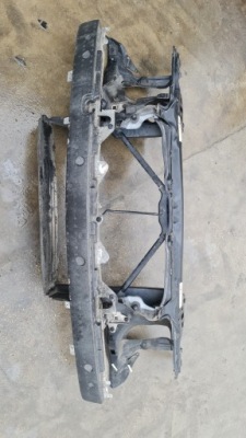 Pas передній підсилювач голий bmw 7 e65 lift 3.0d фото №1