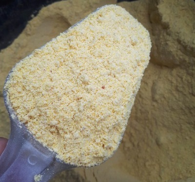 Mąka kukurydziana pełnoziarnista - 1 kg - świeża