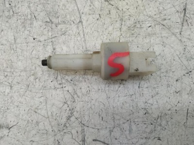 Датчик сцепления alfa romeo 166 2.4 jtd фото №1