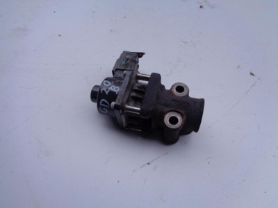 Клапан egr subaru impreza 2 gd 2.0 16v фото №1