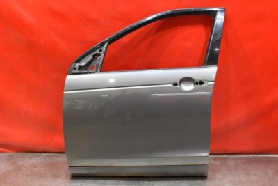 Двері ліва перед передні сірі land rover discovery 5 v sport 14-19 фото №1