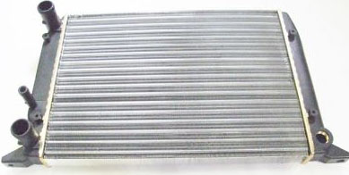 Радіатор води audi 80 b4 90 b3 фото №1