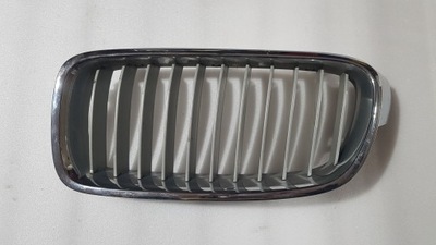 Bmw оригінальний номер 18801310 хром решітка радіатора фото №1