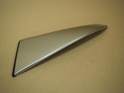 Заглушка треугольник спойлер крышки левый peugeot 3008 ii фото №1