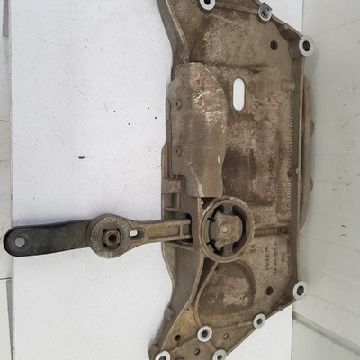 Підрамник поперечина volkswagen golf 5 plus фото №1