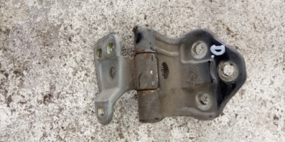 Honda cr-v crv ii петля кришки нижній фото №1