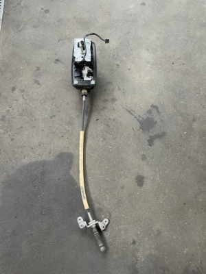 Audi a6 c7 домкрат перемикання передач 4g1713041al фото №1