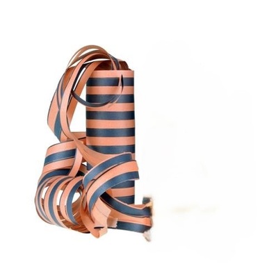 Serpentyny na halloween party w paski