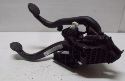 Mini countryman 19r 1.5 педаль зчеплення гальма фото №1