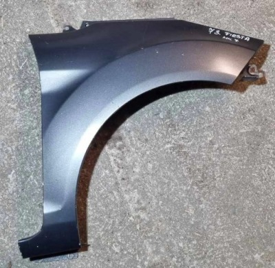 Ford fiesta 2013 перед сторона права крила фото №1