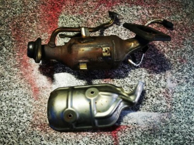 Toyota aygo ii c1 ii p.108 1.0 14-18 катализатор с защита +датчик оригинал! фото №1