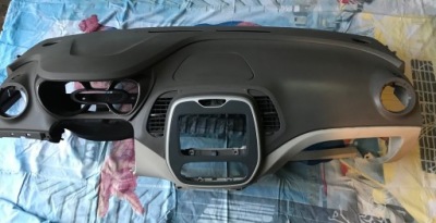 ДОШКА ТОРПЕДО КОНСОЛЬ RENAULT CAPTUR 13-16R DWUKOLOROWA 