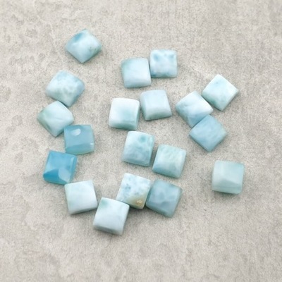 Larimar kaboszon 5x5 mm 1 szt